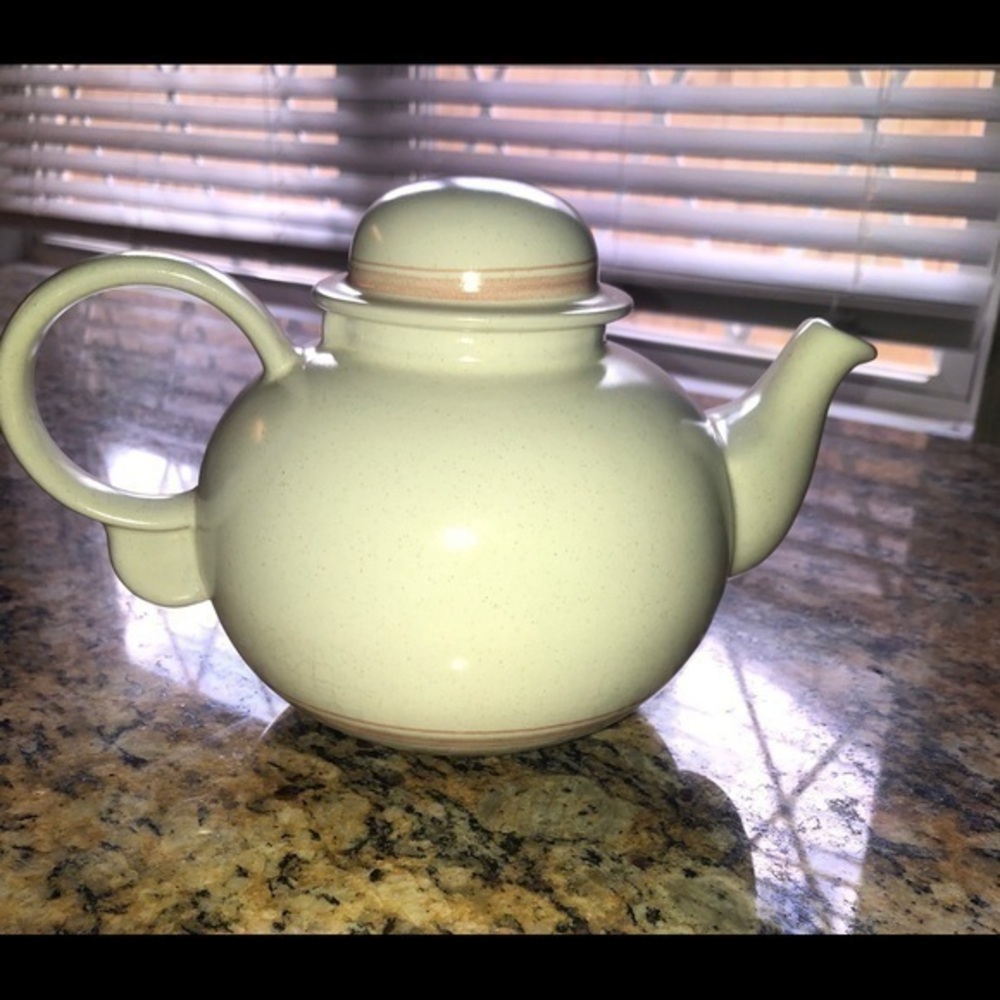 VINTAGE RARE COUNTRY CUPBOARD KOREA STONE TEAPOT